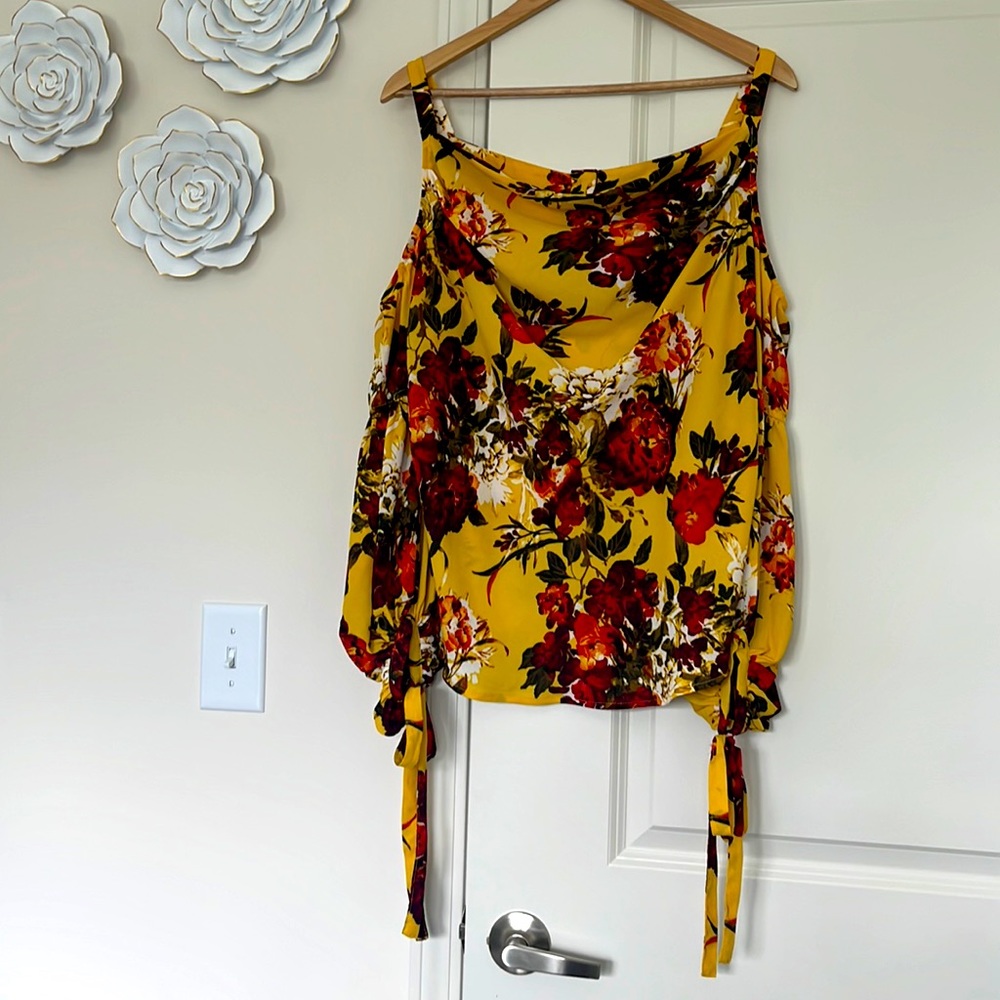 New York & Company Floral Cold Shoulder Balloon Sleeves, Bow Ties, Button Back